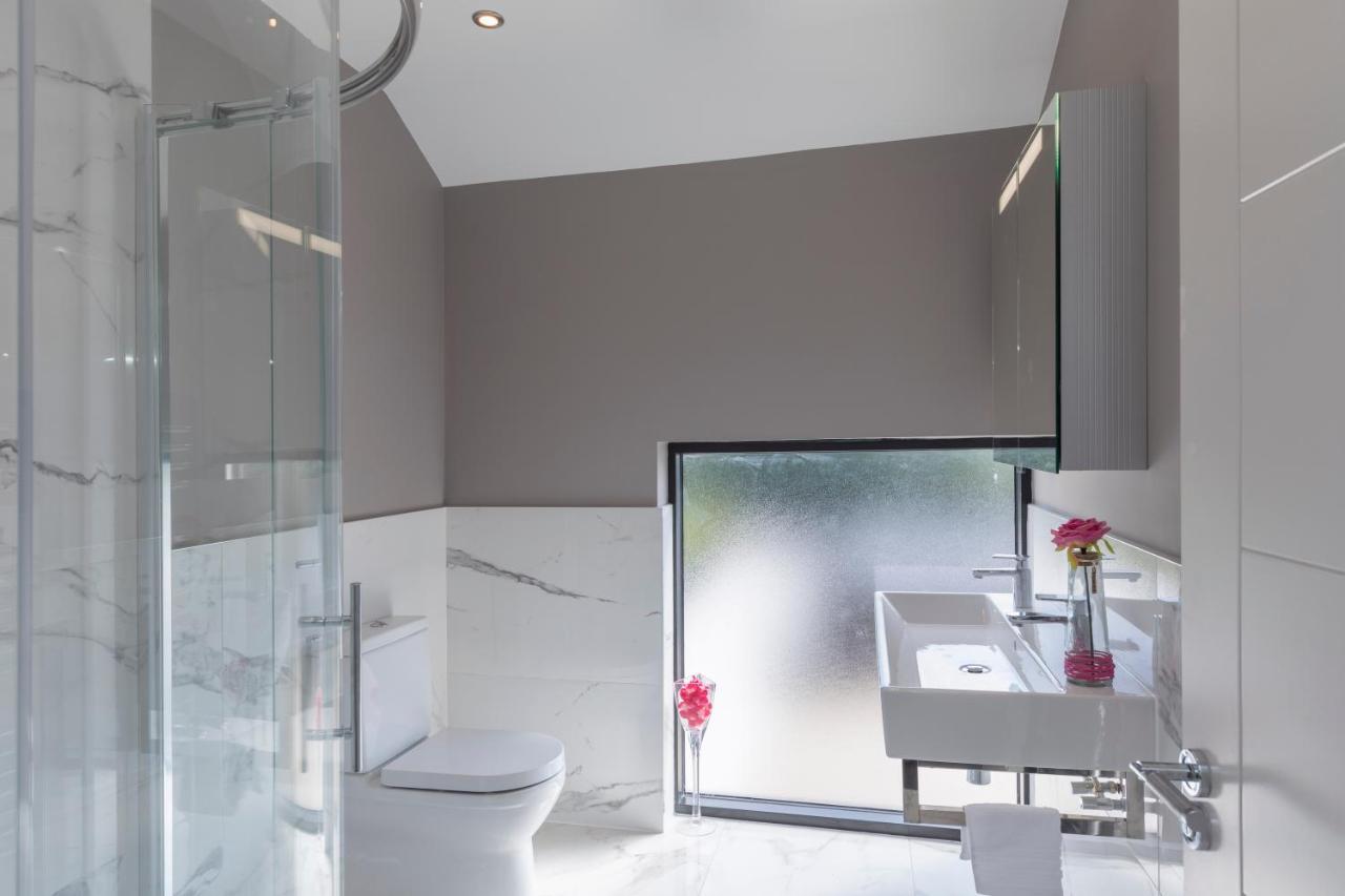The Van Morrison Suite - Hiphipstay Dublin Exterior foto
