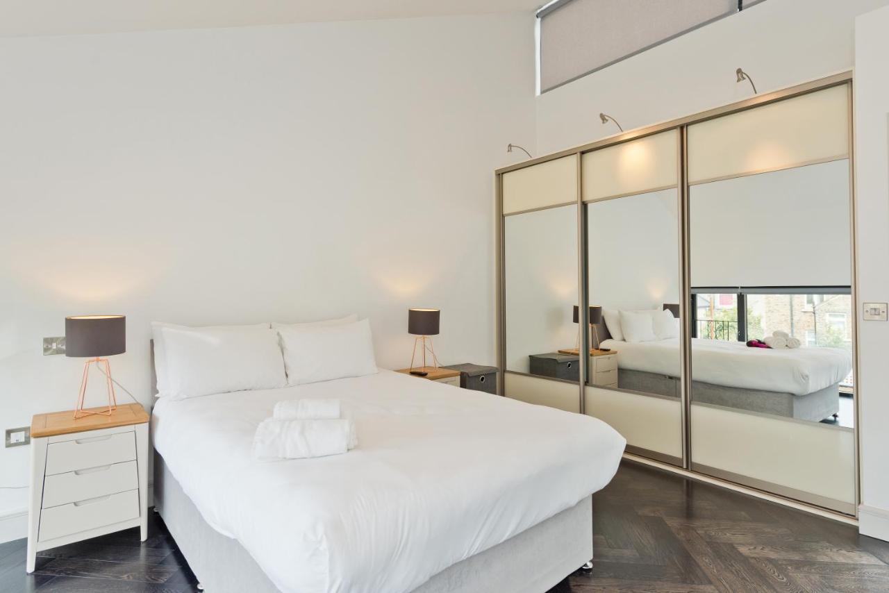 The Van Morrison Suite - Hiphipstay Dublin Exterior foto