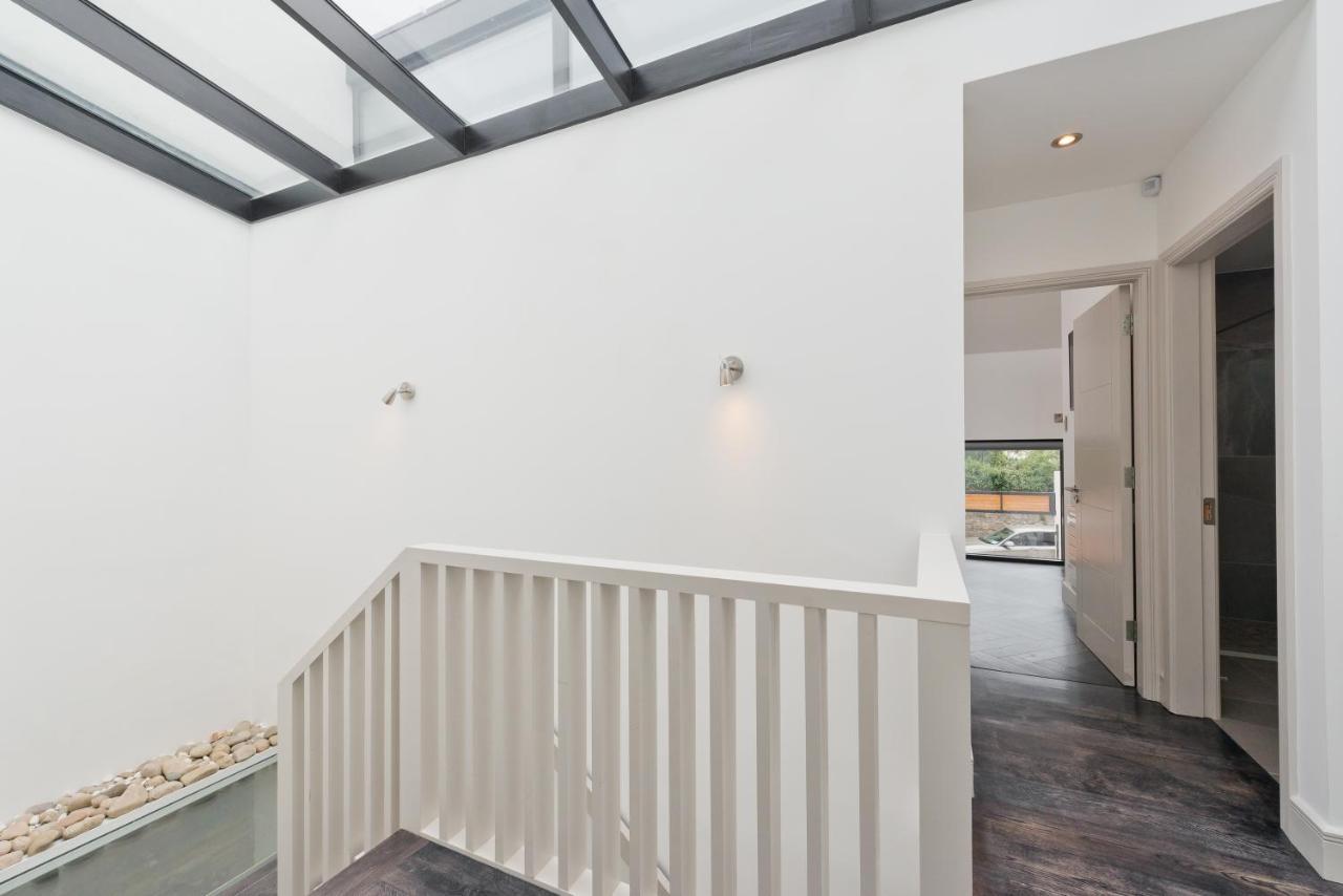 The Van Morrison Suite - Hiphipstay Dublin Exterior foto